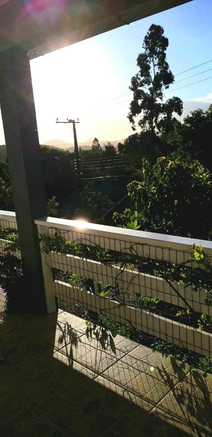 ノーヴァ・ペトローポリス Casa Deniヴィラ エクステリア 写真